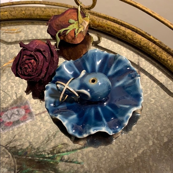 Michael Kors Cross Ring - Picture 1 of 4